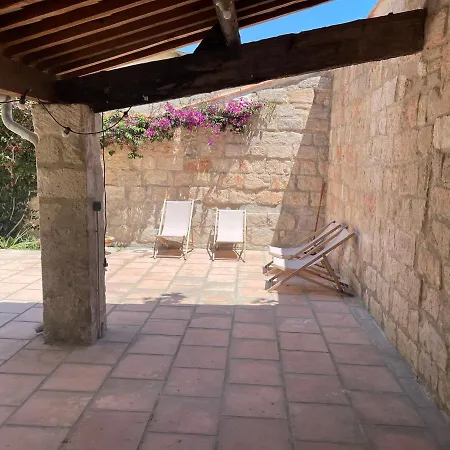 Maison De Maitre Proche A *