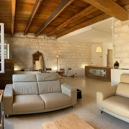 Holiday home Maison De Maitre Proche A Aigues-Mortes